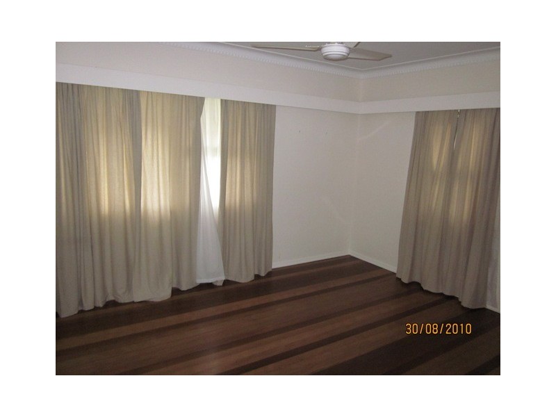 25 Seventeen Mile Rocks, Oxley QLD 4075