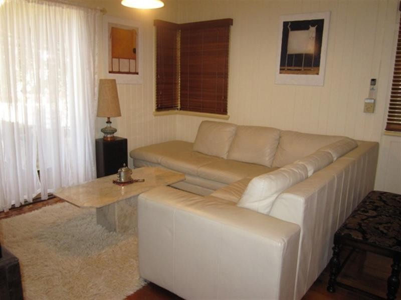 130 King Arthur Terrace, Tennyson QLD 4105