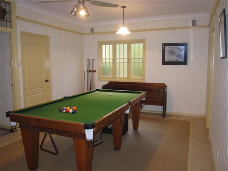 130 King Arthur Terrace, Tennyson QLD 4105