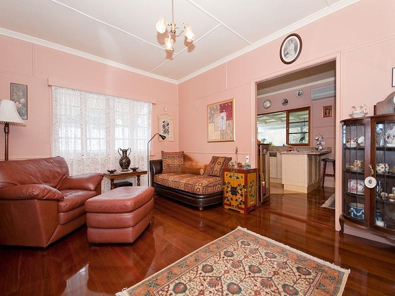 59 Broseley Road, Toowong QLD 4066