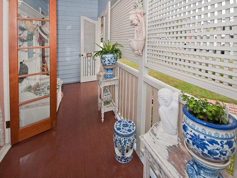 59 Broseley Road, Toowong QLD 4066