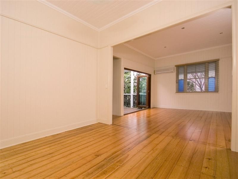 22 Chancellor Street, Sherwood QLD 4075