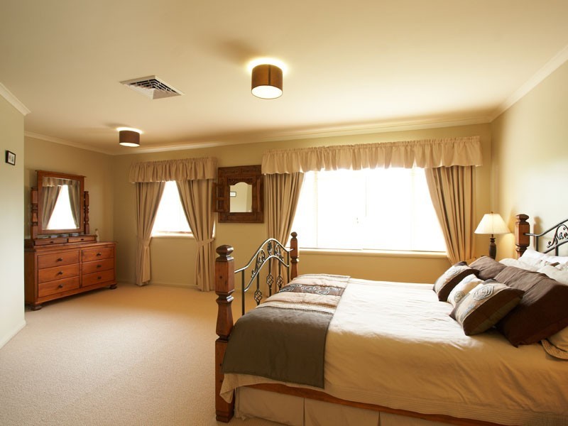 11 Harlen Road, Salisbury QLD 4107