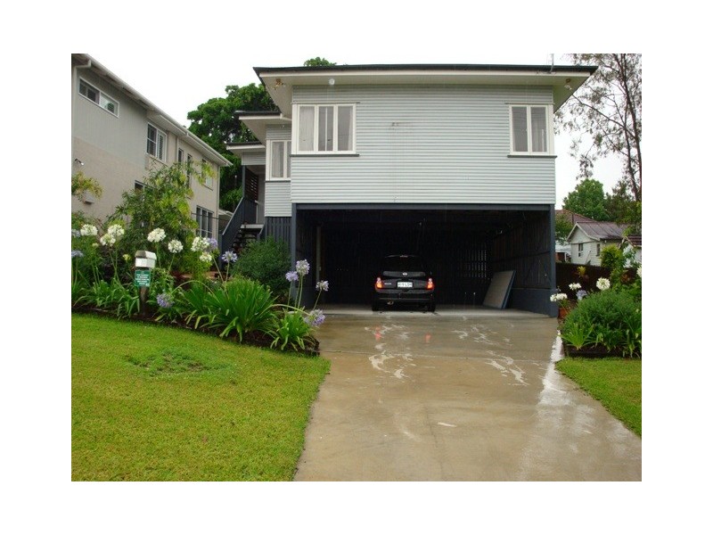 33 Sheffield Street, Oxley QLD 4075