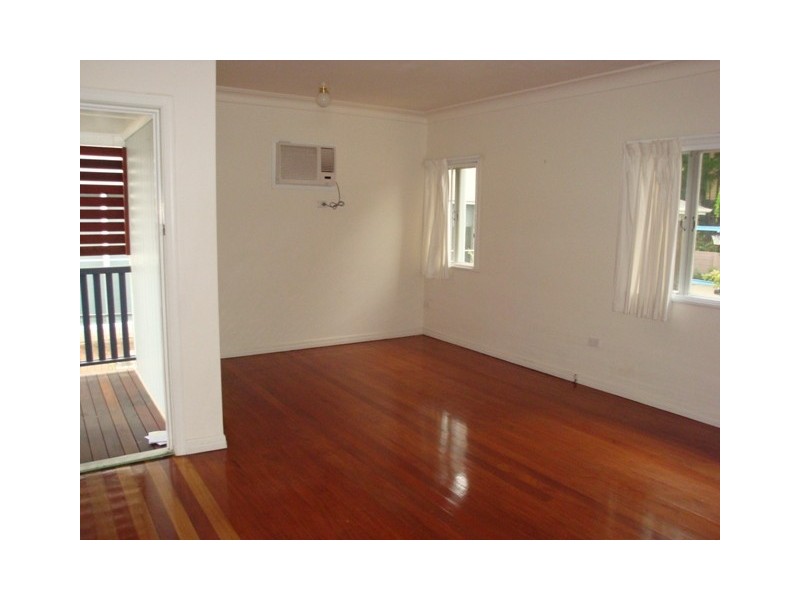 33 Sheffield Street, Oxley QLD 4075