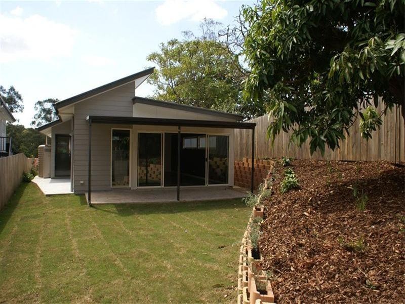 102 Boundary Road, Indooroopilly QLD 4068