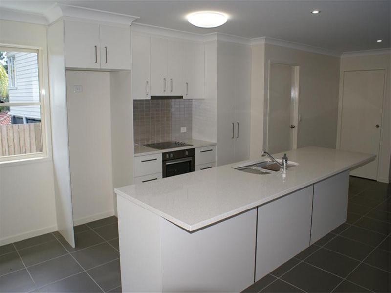 102 Boundary Road, Indooroopilly QLD 4068