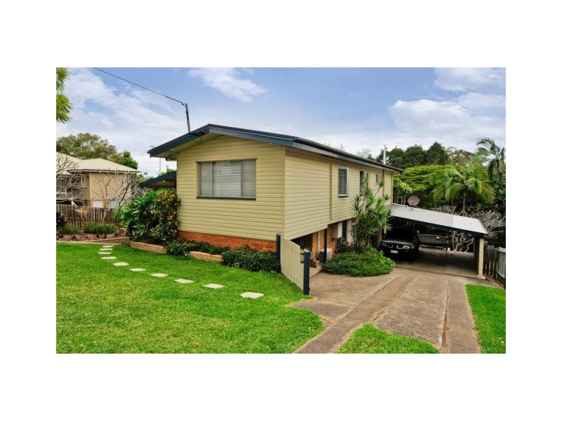 193 Cliveden Avenue, Oxley QLD 4075