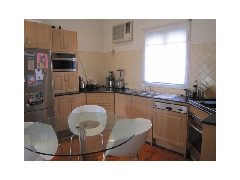 45 Lancelot Street, Tennyson QLD 4105