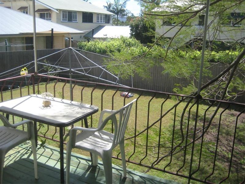 25 Ettie Street, Sherwood QLD 4075