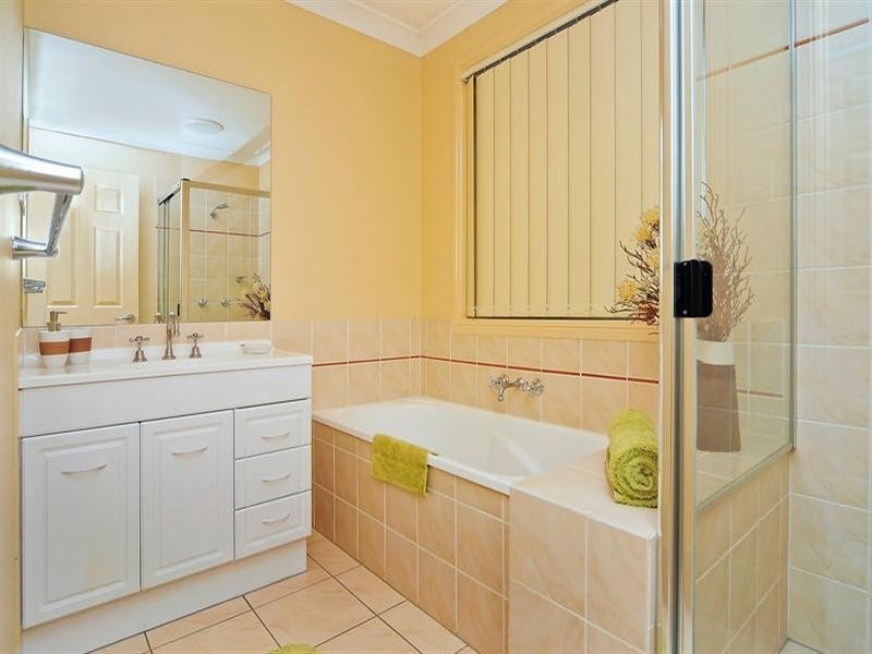 39 Cheihk Crescent, Collingwood Park QLD 4301