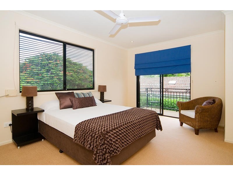 34 Douglas Street, Sherwood QLD 4075