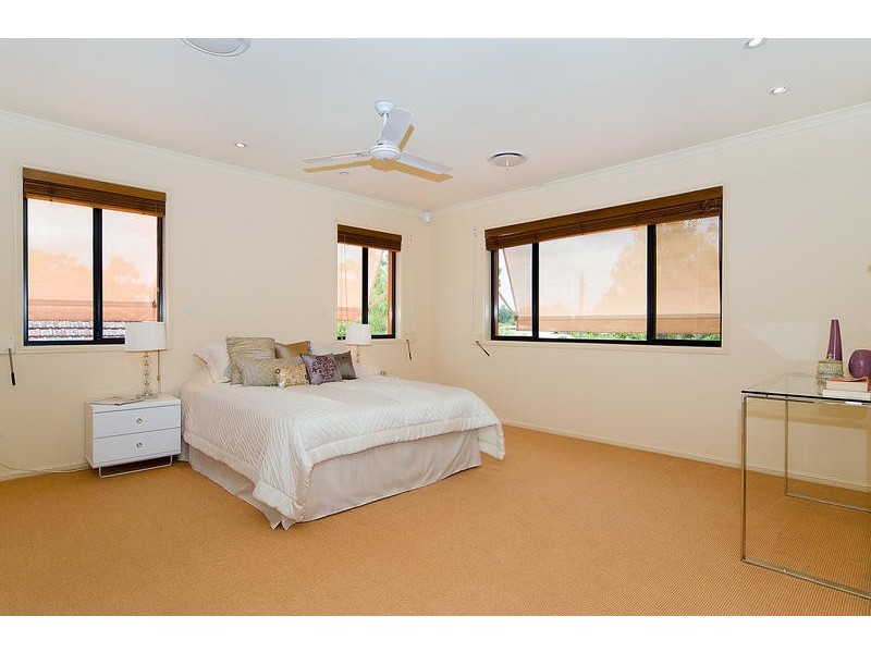 34 Douglas Street, Sherwood QLD 4075