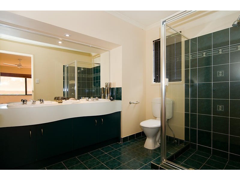 34 Douglas Street, Sherwood QLD 4075