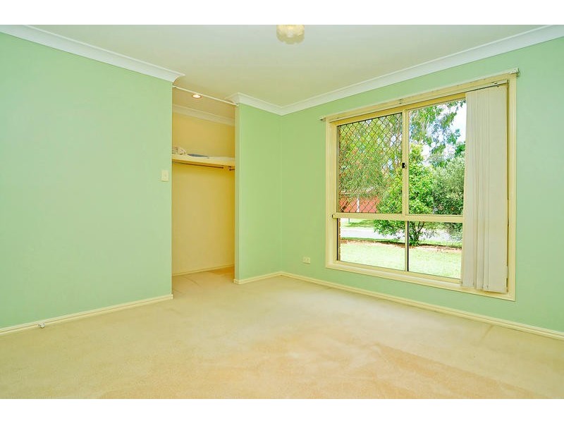 81 Mabel Street, Oxley QLD 4075