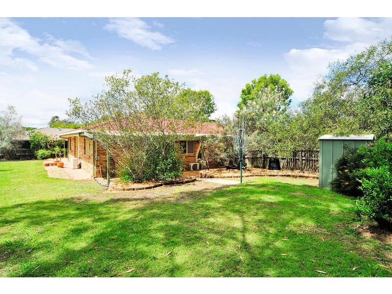 81 Mabel Street, Oxley QLD 4075