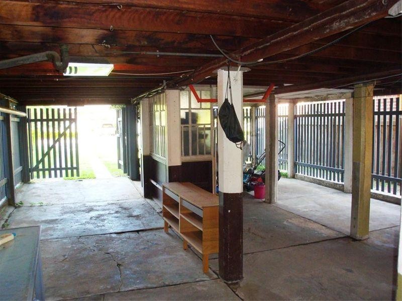 53 Chancellor Street, Sherwood QLD 4075