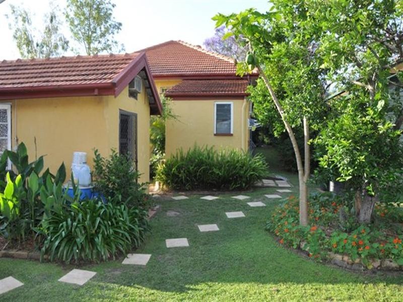 40 Dexter Street, Tennyson QLD 4105