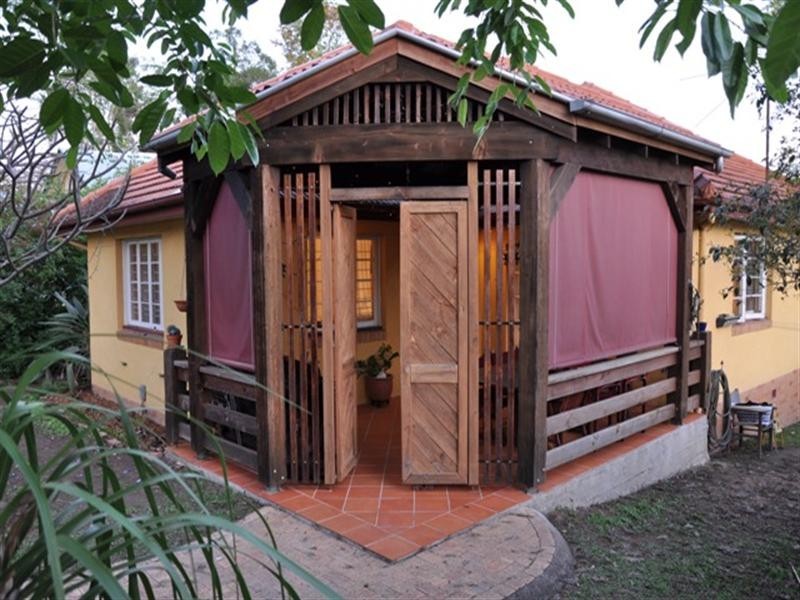 40 Dexter Street, Tennyson QLD 4105