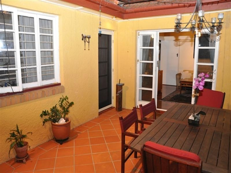 40 Dexter Street, Tennyson QLD 4105