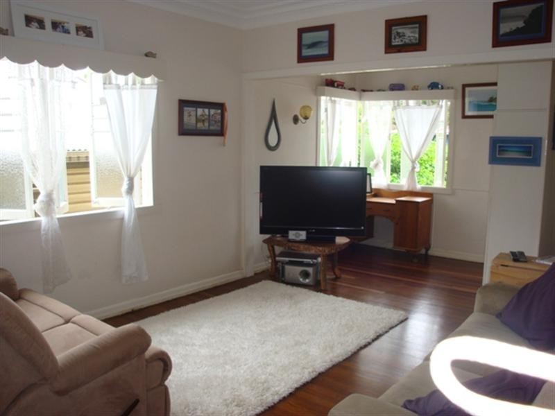 10 Gerlee Street, Tennyson QLD 4105