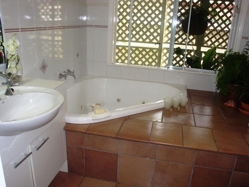 87 Lynne Grove Avenue, Corinda QLD 4075