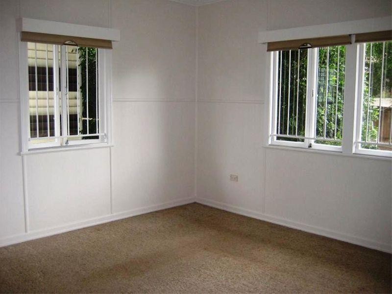 6 Hindon Street, Corinda QLD 4075