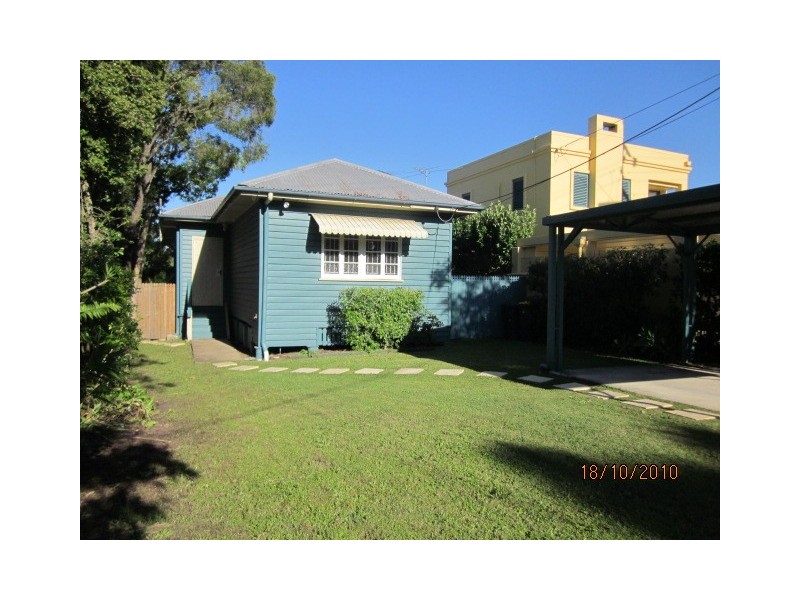 6 Magazine Street, Sherwood QLD 4075