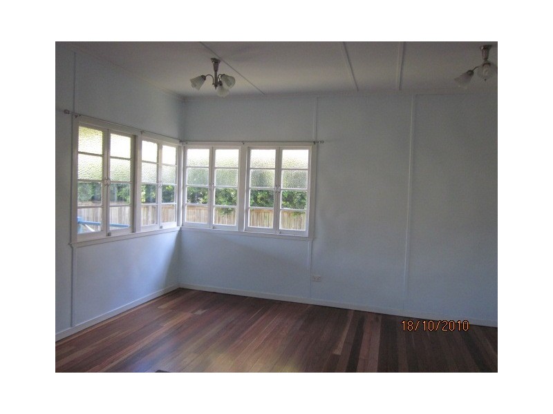 6 Magazine Street, Sherwood QLD 4075