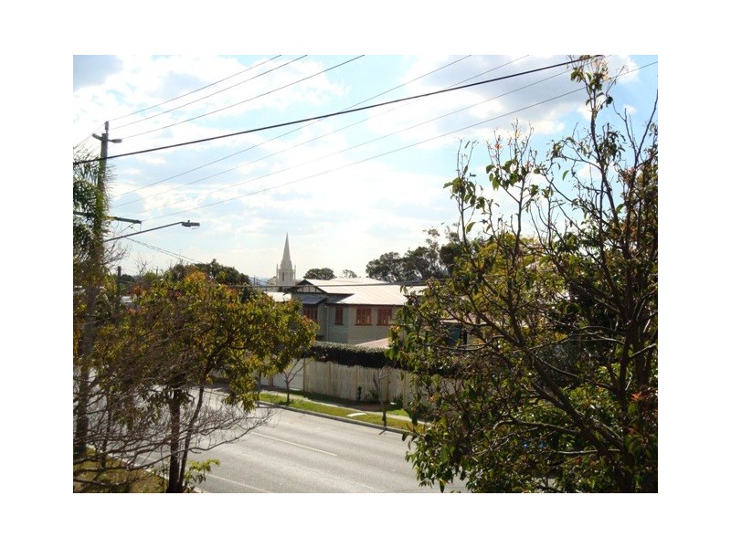 19 Graceville Avenue, Graceville QLD 4075