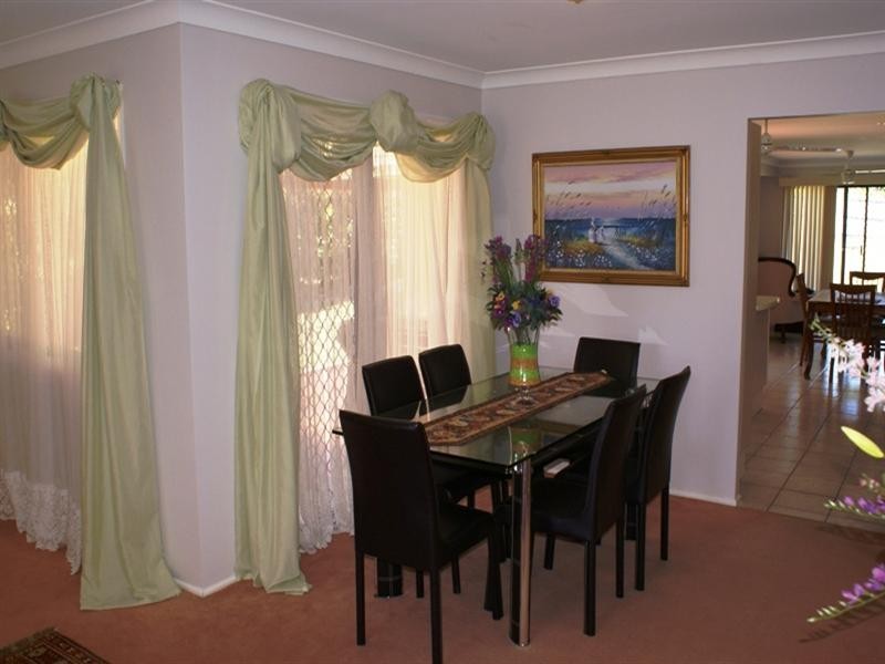 3 Meadow Place, Middle Park QLD 4074