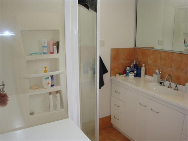 62 Elizabeth Street, Sherwood QLD 4075