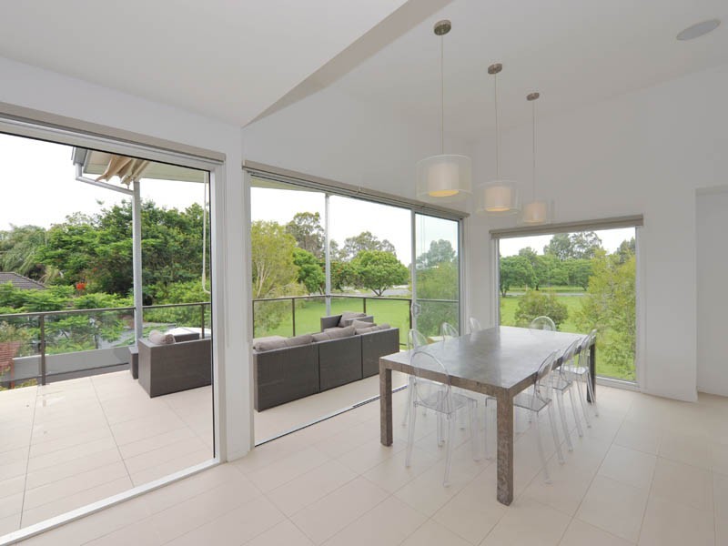 202 Graceville Avenue, Graceville QLD 4075