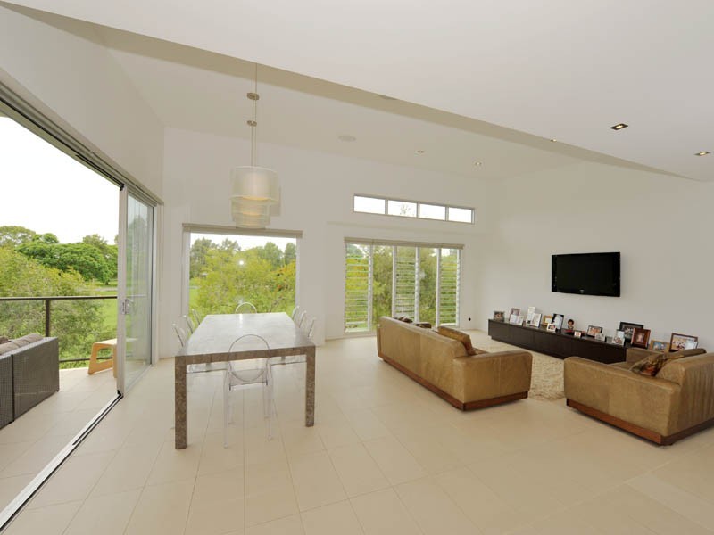 202 Graceville Avenue, Graceville QLD 4075