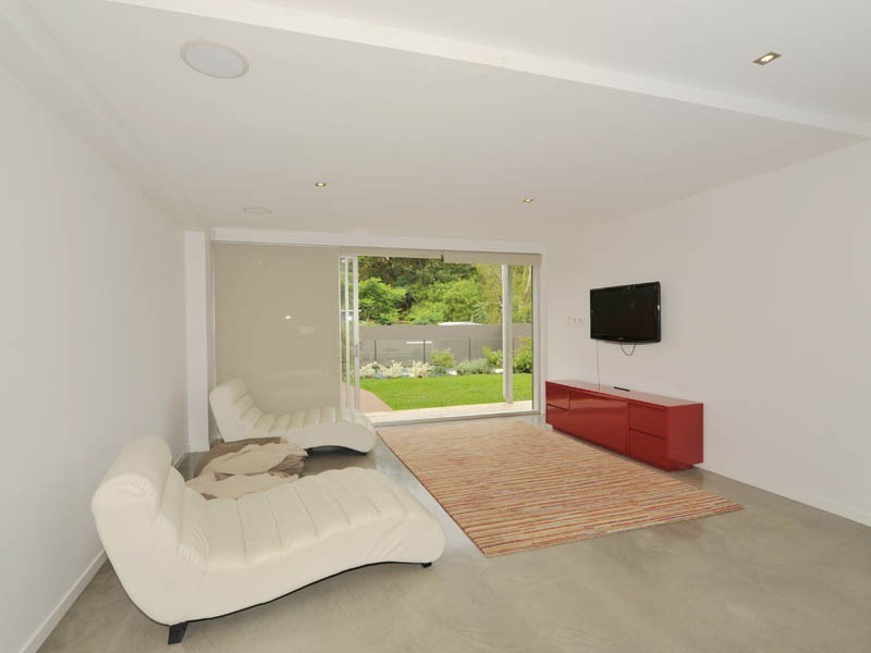 202 Graceville Avenue, Graceville QLD 4075