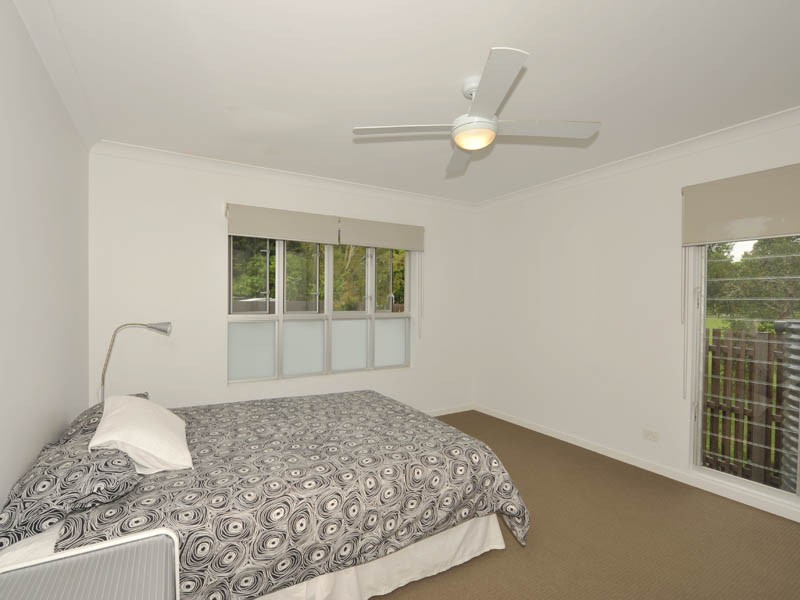 202 Graceville Avenue, Graceville QLD 4075