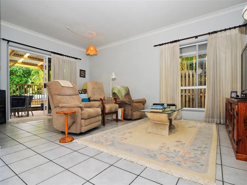 30 Bentinck, Sherwood QLD 4075