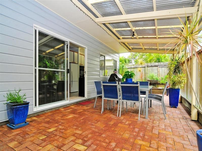 30 Bentinck, Sherwood QLD 4075