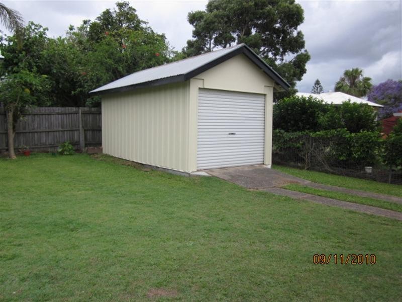 32 California Road, Oxley QLD 4075