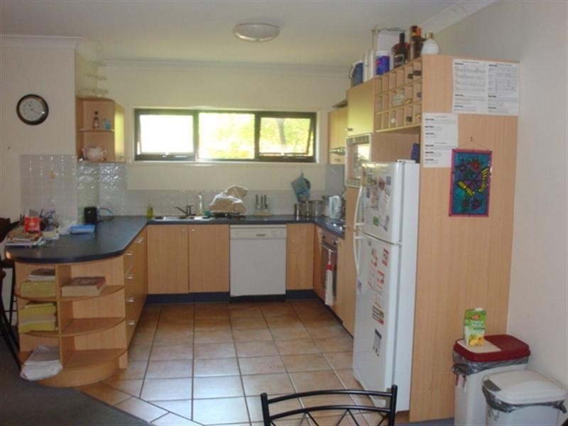 10/122 Central Avenue, Indooroopilly QLD 4068