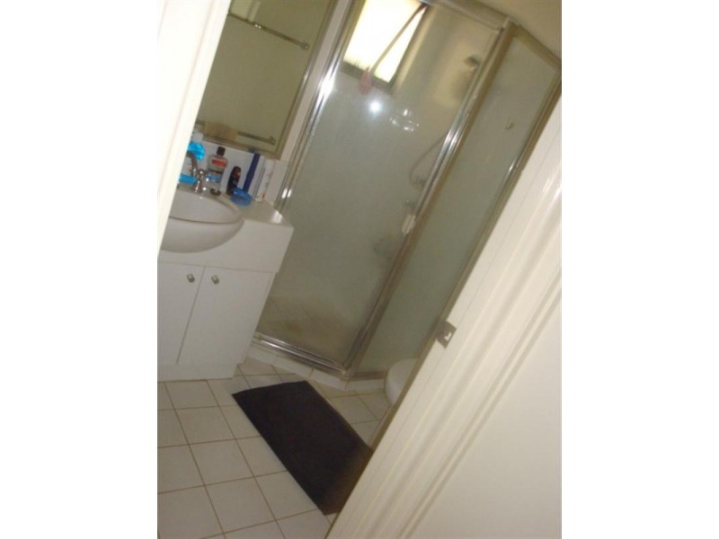 10/122 Central Avenue, Indooroopilly QLD 4068