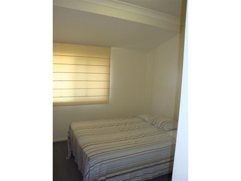 10/122 Central Avenue, Indooroopilly QLD 4068