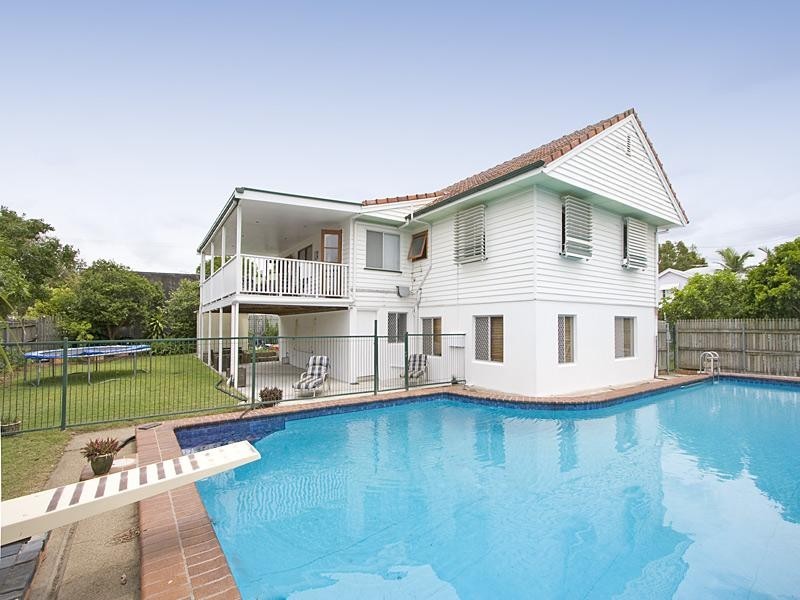 53 Thomas Street, Sherwood QLD 4075