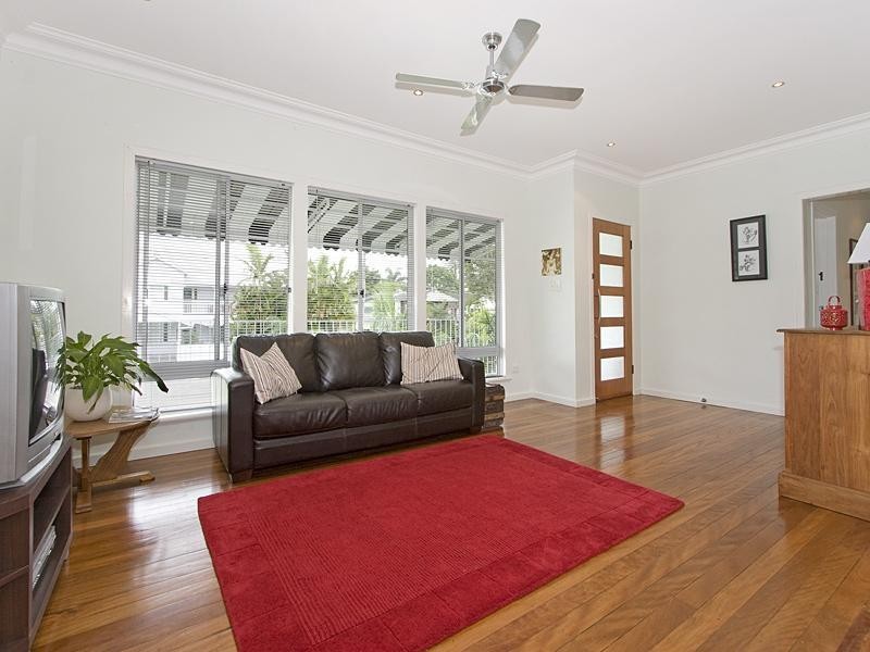 53 Thomas Street, Sherwood QLD 4075