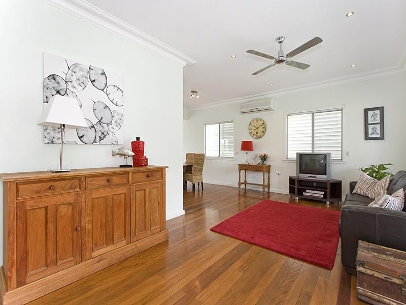 53 Thomas Street, Sherwood QLD 4075