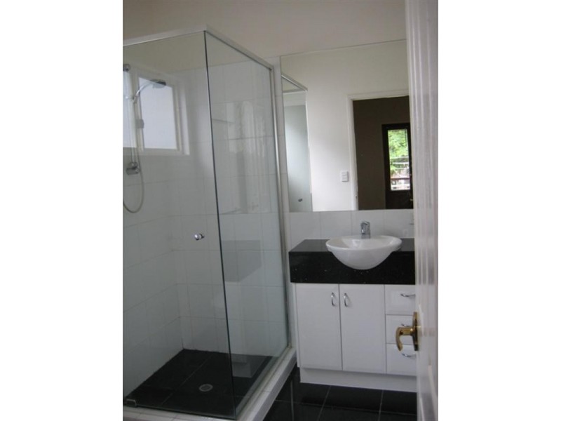 5 Victoria Avenue, Chelmer QLD 4068