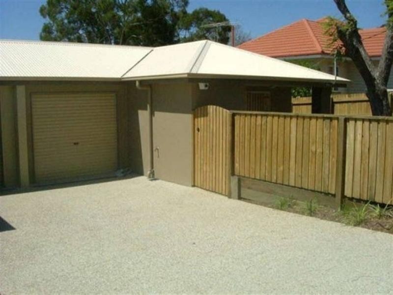 208 Oxley Road, Graceville QLD 4075