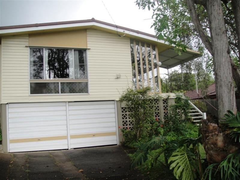 39 Premier Street, Oxley QLD 4075