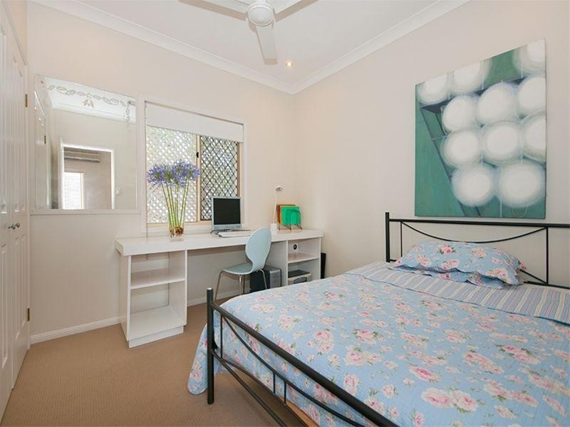 449 Honour Avenue, Graceville QLD 4075