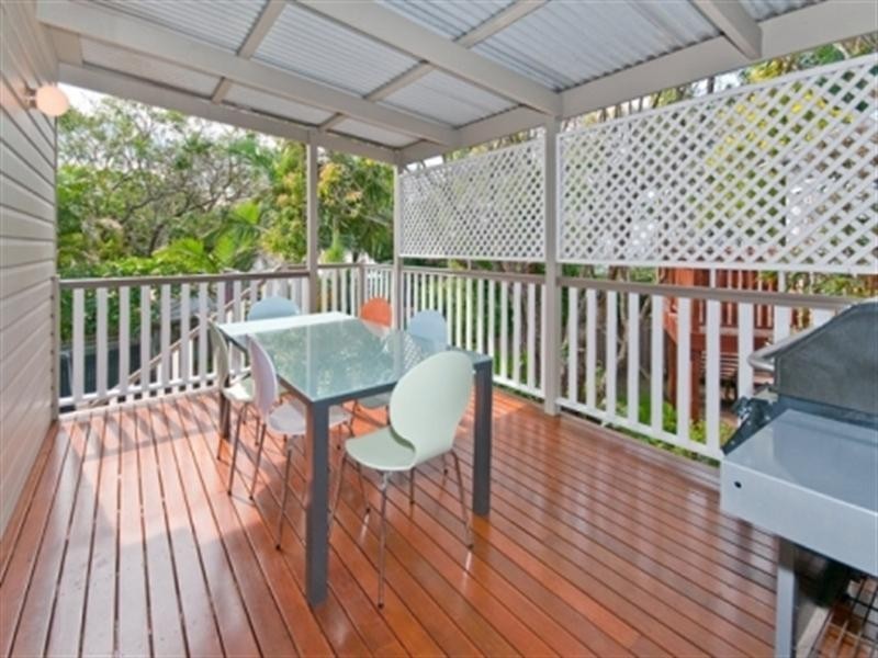 449 Honour Avenue, Graceville QLD 4075